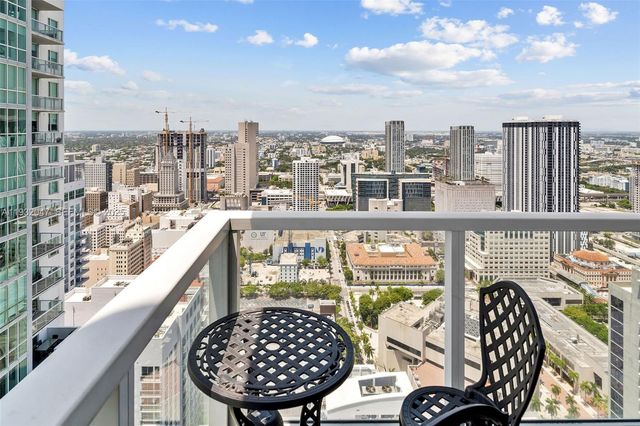 244 Biscayne Blvd 4608, Miami, FL 33132