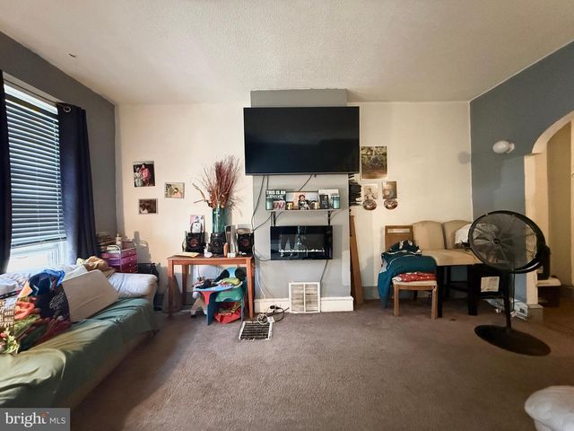 2841 W HUNTINGDON ST, Philadelphia, PA 19132