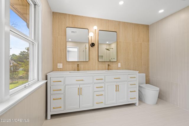 469 Wall Street, Eatontown, NJ 07724