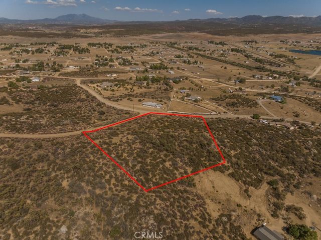 874 Lake Canyon Drive, Aguanga, CA 92536