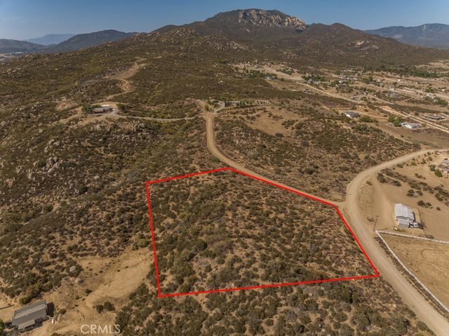 874 Lake Canyon Drive, Aguanga, CA 92536