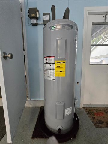 927 GRAND CAYMAN COURT, Orlando, FL 32835