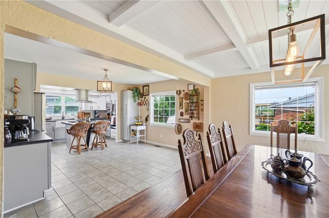 1033 S Heincke Road, Miamisburg, OH 45342