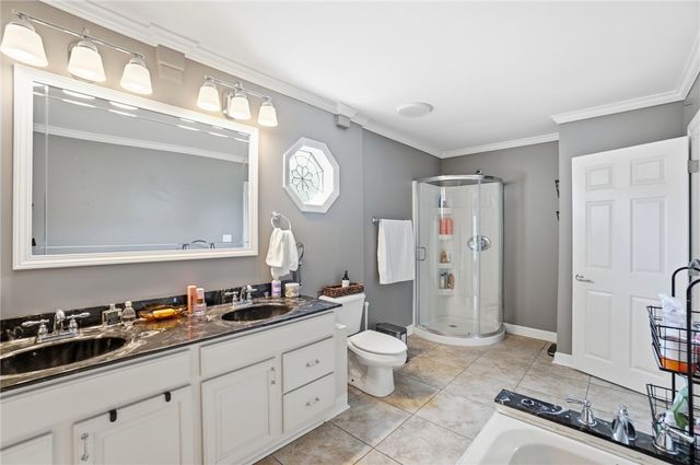 1033 S Heincke Road, Miamisburg, OH 45342