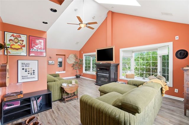 1033 S Heincke Road, Miamisburg, OH 45342