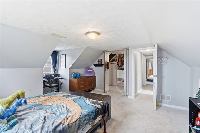 1033 S Heincke Road, Miamisburg, OH 45342