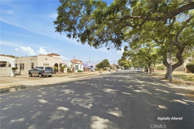 611 W 110th, Los Angeles, CA 90044