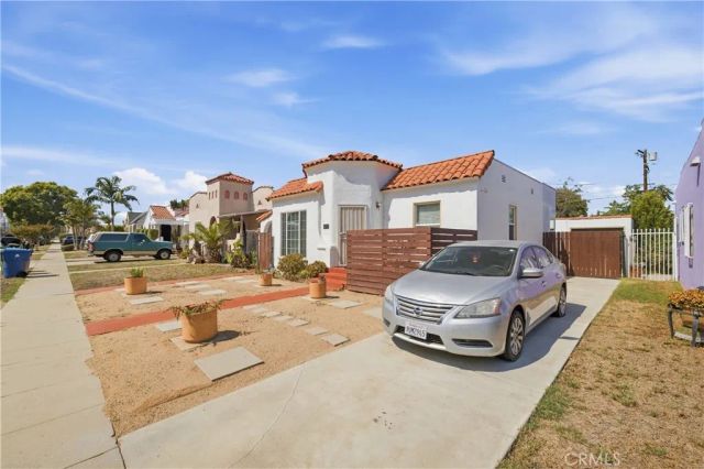 611 W 110th, Los Angeles, CA 90044