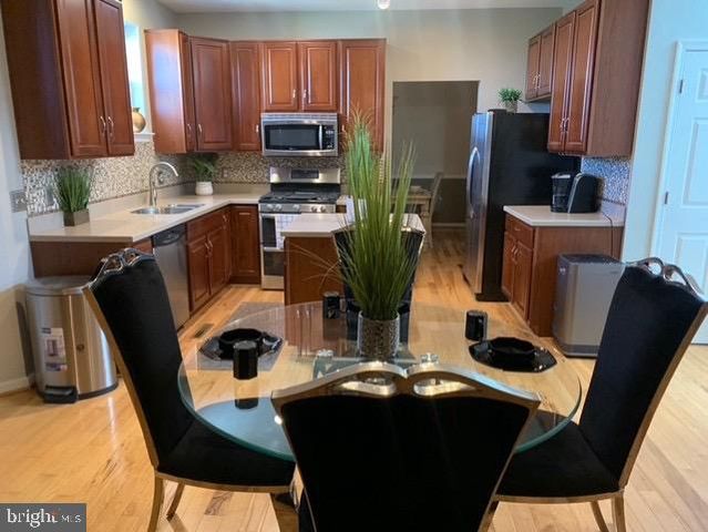 1238 KNOLL DR, York, PA 17408