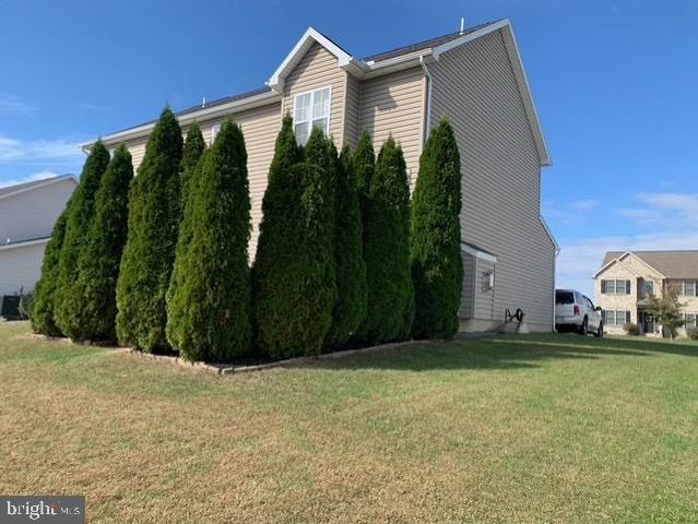 1238 KNOLL DR, York, PA 17408