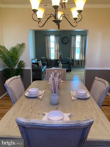 1238 KNOLL DR, York, PA 17408