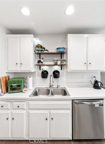 6600 Warner 15, Huntington Beach, CA 92647