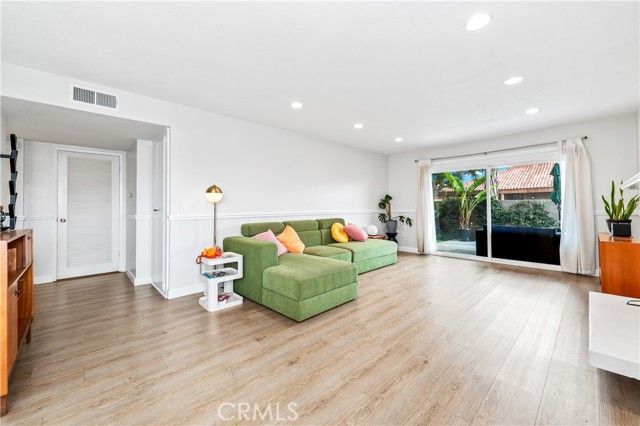 6600 Warner 15, Huntington Beach, CA 92647