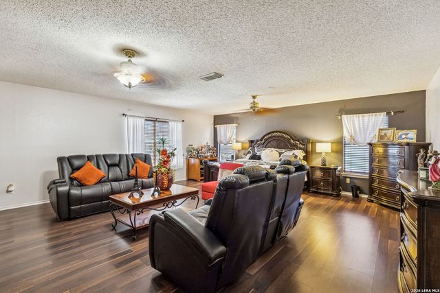 8151 Arrowhead Pool, San Antonio, TX 78254