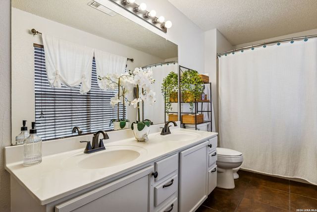 8151 Arrowhead Pool, San Antonio, TX 78254