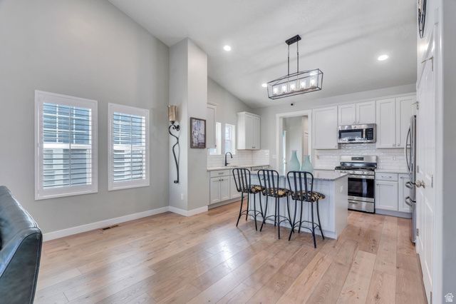 6447 W ARRANMORE DR, South Jordan, UT 84009