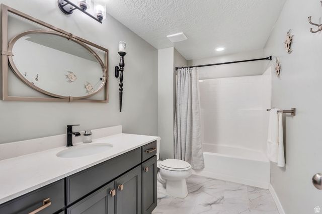 6447 W ARRANMORE DR, South Jordan, UT 84009