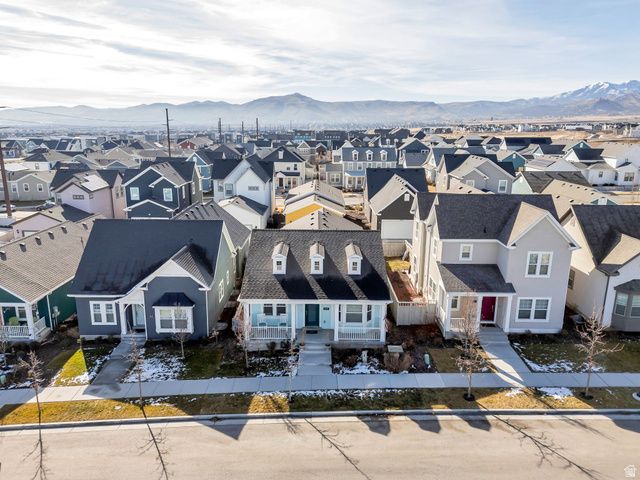 6447 W ARRANMORE DR, South Jordan, UT 84009