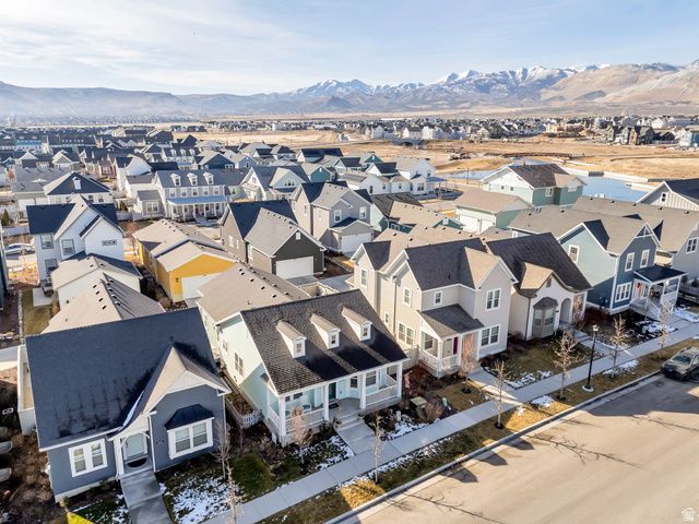 6447 W ARRANMORE DR, South Jordan, UT 84009