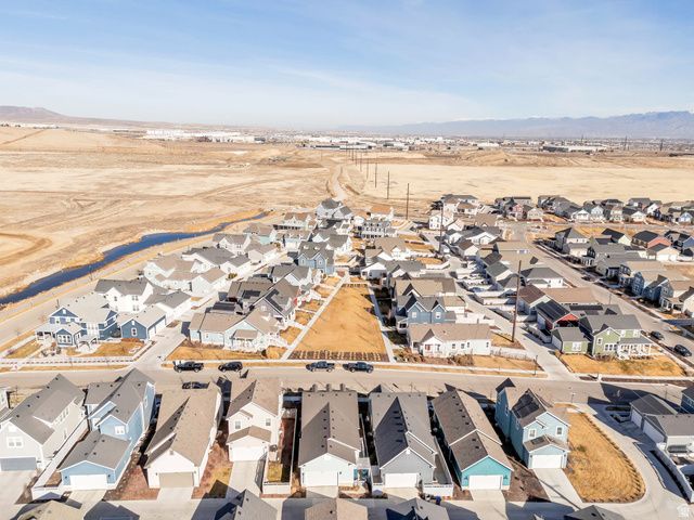 6447 W ARRANMORE DR, South Jordan, UT 84009