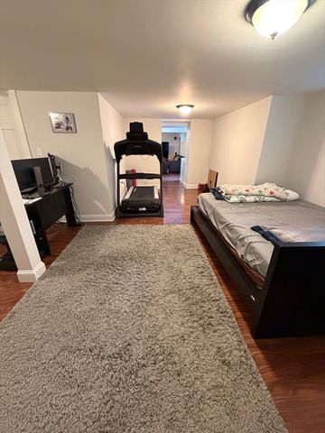 17 Cardinal St 17, Winchester, MA 01890