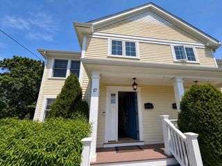 17 Cardinal St 17, Winchester, MA 01890