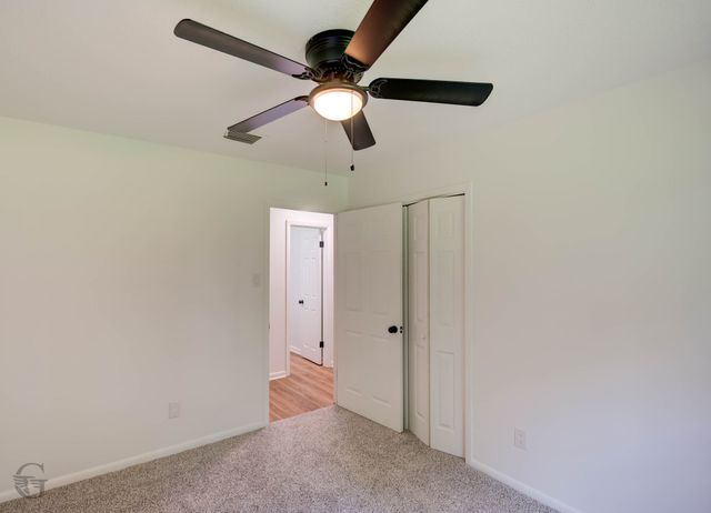 8401 Dogwood Trail, Haughton, LA 71037