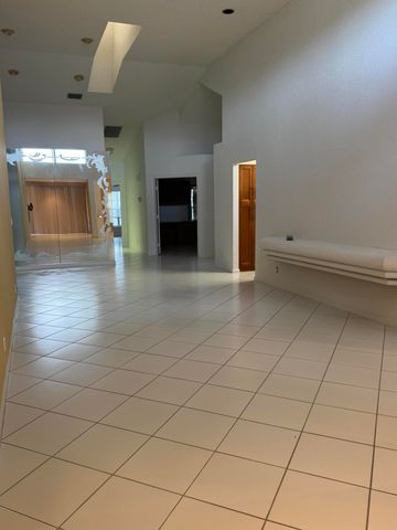 6113 Greenspointe Drive 10, Boynton Beach, FL 33437