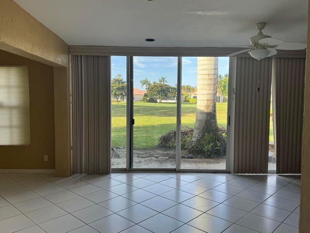 6113 Greenspointe Drive 10, Boynton Beach, FL 33437