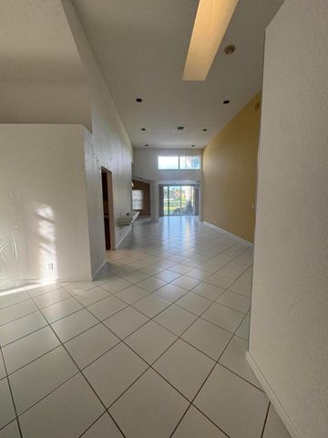 6113 Greenspointe Drive 10, Boynton Beach, FL 33437