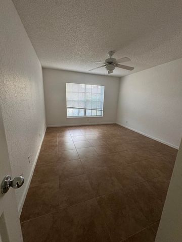 6113 Greenspointe Drive 10, Boynton Beach, FL 33437