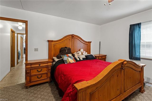 301 Osprey RD, Cardinal, VA 23025