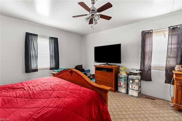 301 Osprey RD, Cardinal, VA 23025