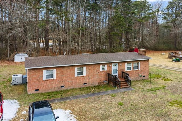 301 Osprey RD, Cardinal, VA 23025