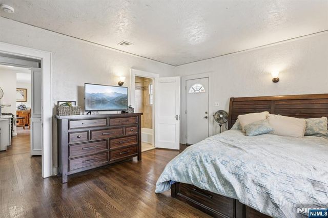 16 Jones Place, West Orange, NJ 07052