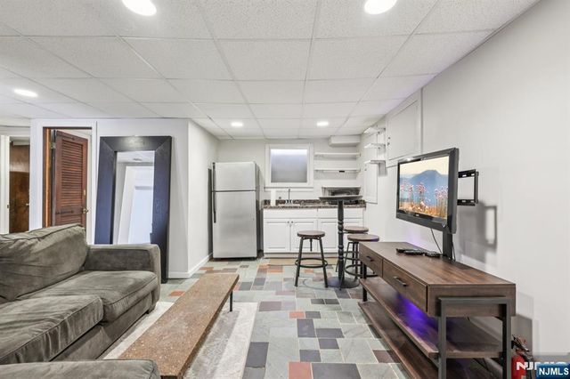 16 Jones Place, West Orange, NJ 07052