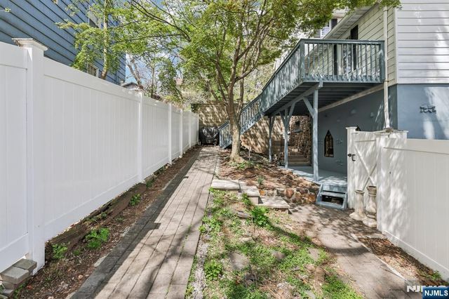 16 Jones Place, West Orange, NJ 07052