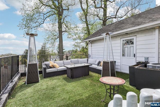 16 Jones Place, West Orange, NJ 07052