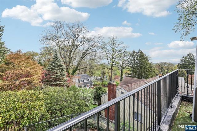 16 Jones Place, West Orange, NJ 07052