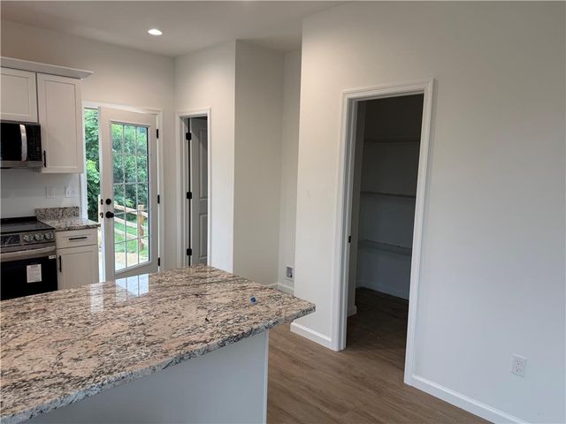 3821 Broadway, South Whitehall Twp, PA 18104