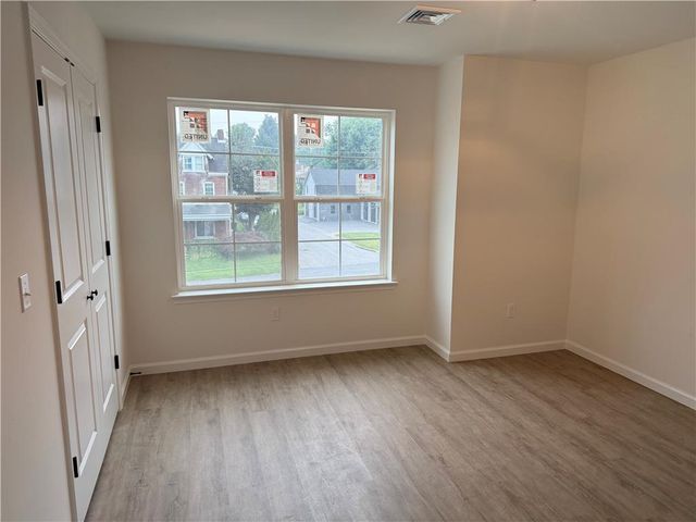 3821 Broadway, South Whitehall Twp, PA 18104