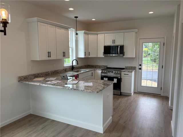 3821 Broadway, South Whitehall Twp, PA 18104