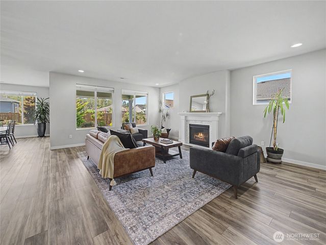 1346 Boyle Street, Enumclaw, WA 98022
