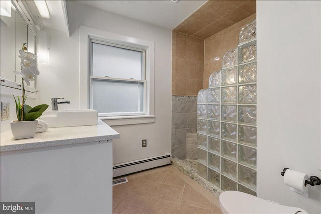 420 MT LUCAS RD, Princeton, NJ 08540