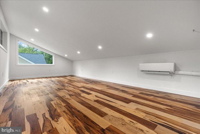 420 MT LUCAS RD, Princeton, NJ 08540