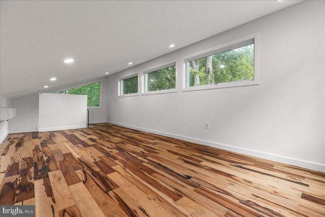 420 MT LUCAS RD, Princeton, NJ 08540