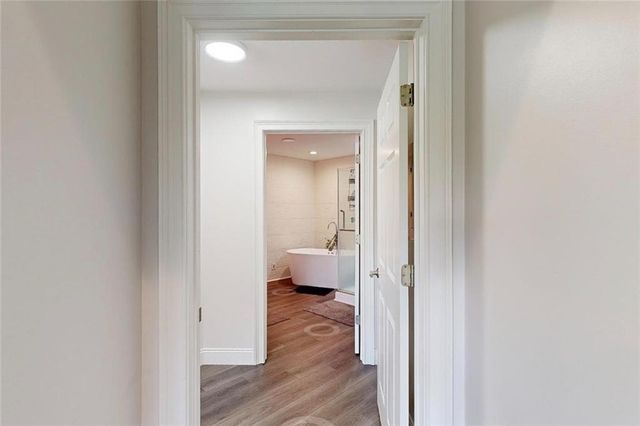 3275 Lenox NE Road 413, Atlanta, GA 30324