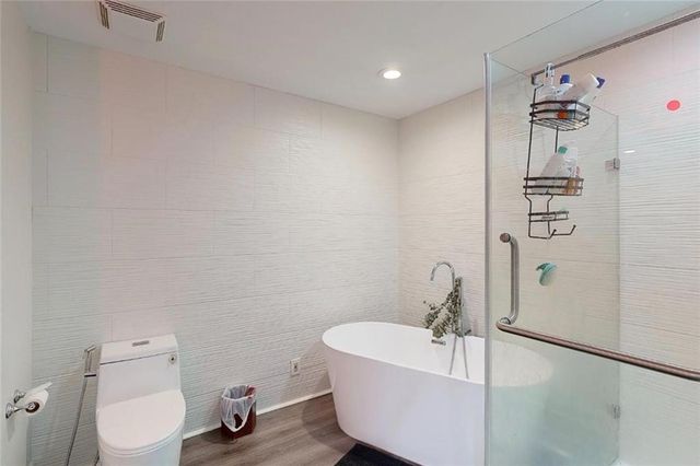 3275 Lenox NE Road 413, Atlanta, GA 30324