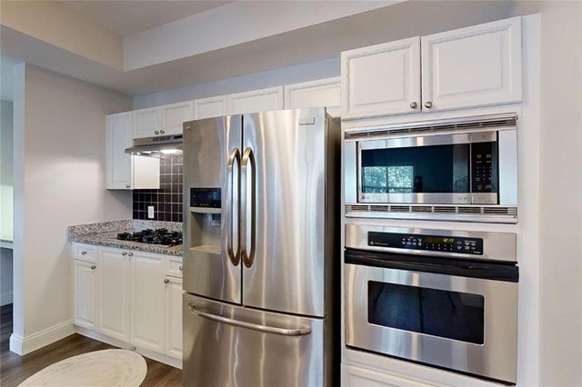 3275 Lenox NE Road 413, Atlanta, GA 30324