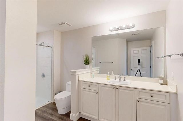 3275 Lenox NE Road 413, Atlanta, GA 30324